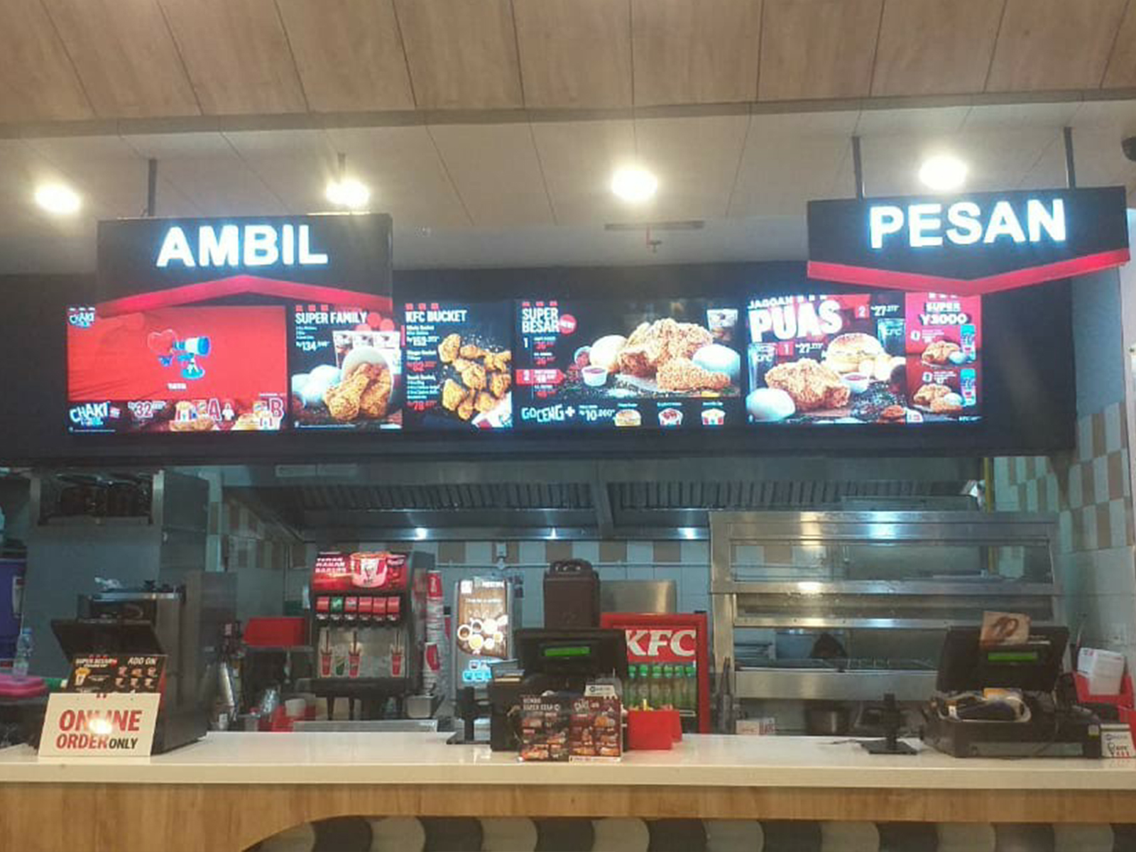 Renovation (KFC MALL Karawaci)