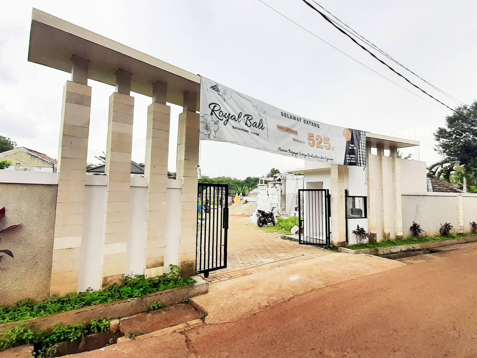 Housing Development (Royal Bali Sawangan)